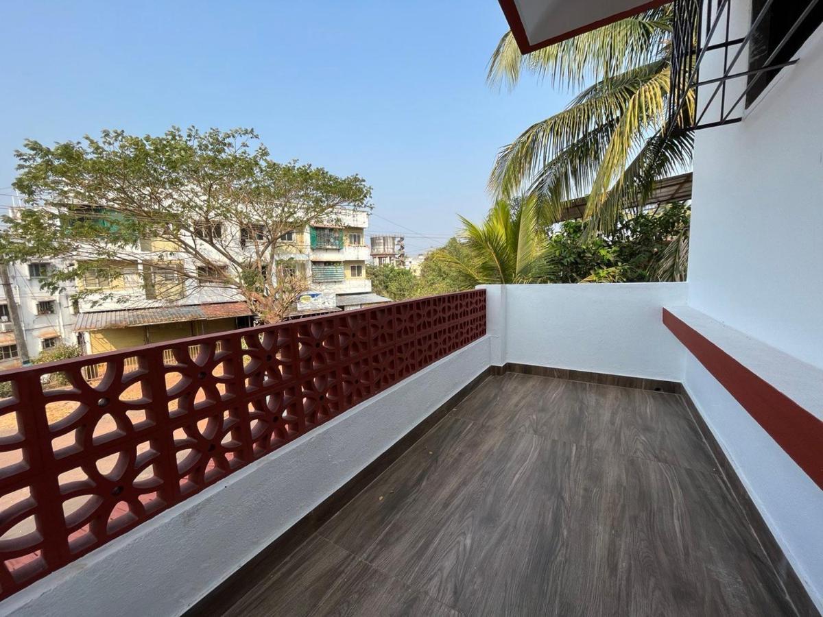 Gayatri Homestay Ratnagiri Exterior photo