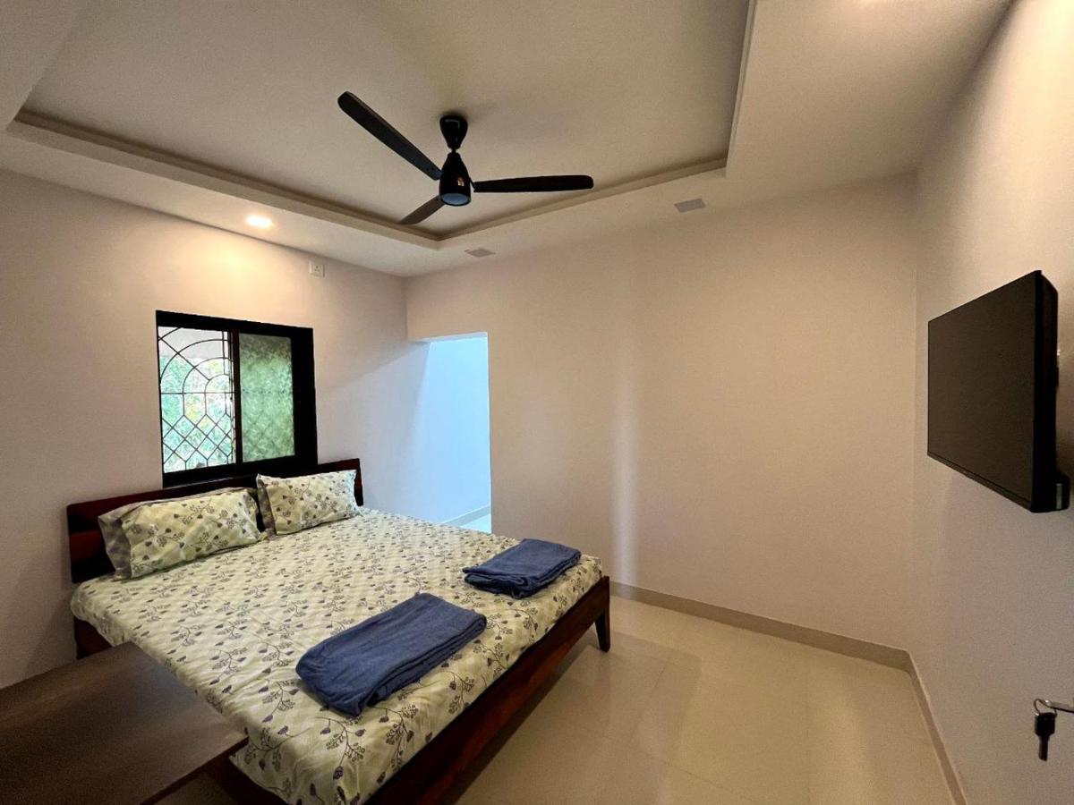 Gayatri Homestay Ratnagiri Exterior photo