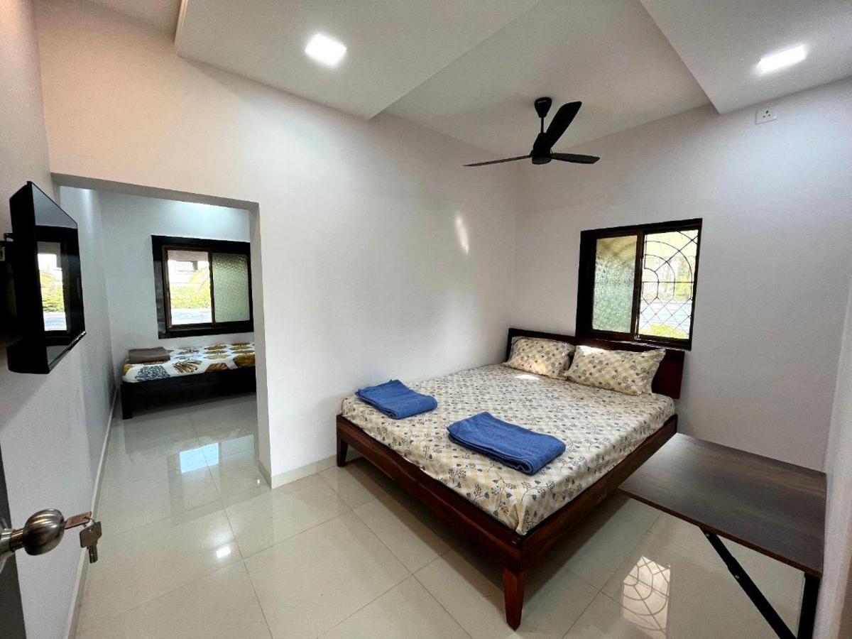 Gayatri Homestay Ratnagiri Exterior photo