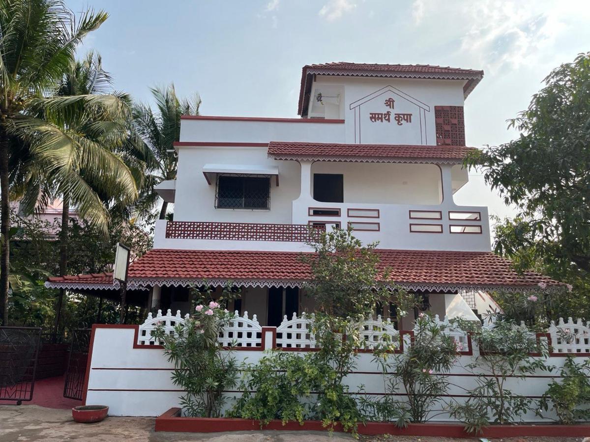 Gayatri Homestay Ratnagiri Exterior photo